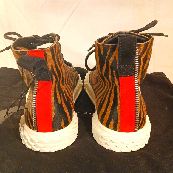 🔥 🔥 NWT Giuseppe Zanotti Mix Media  Booties/Sneaker - Picture 8 of 16
